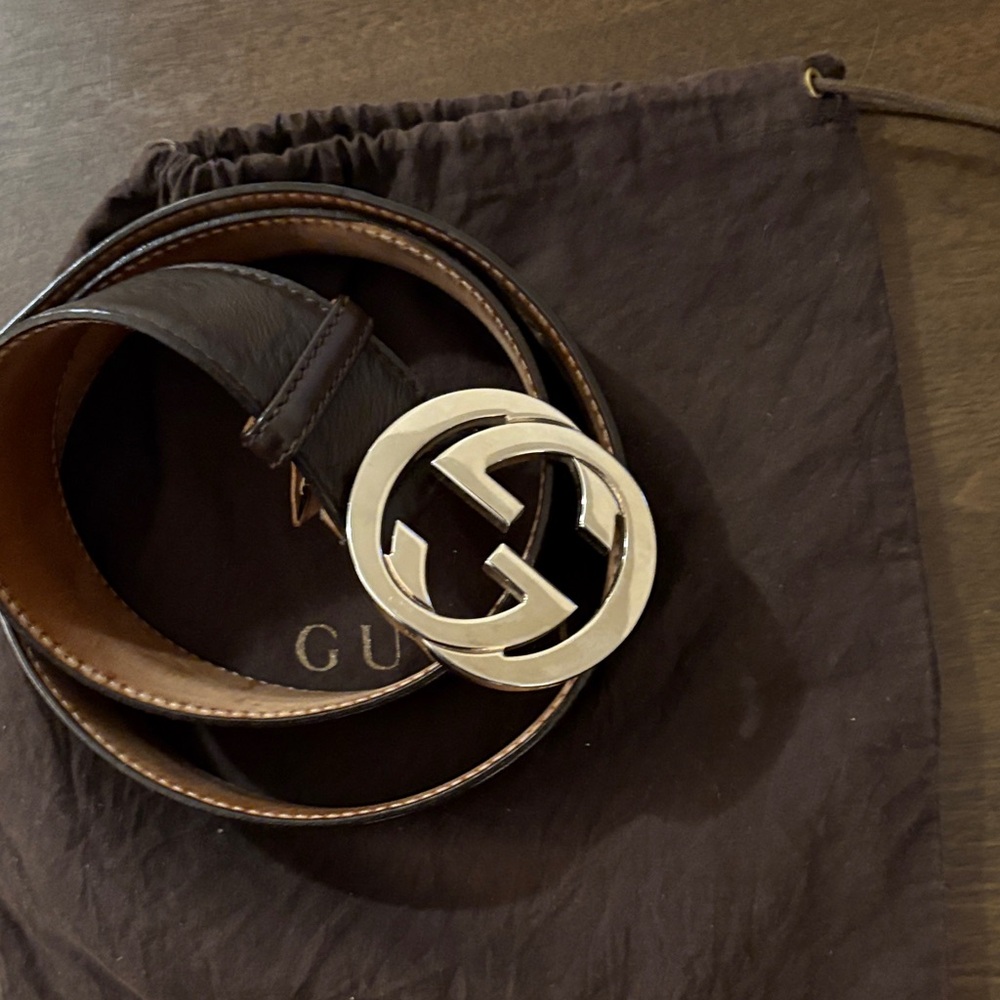 Just like brand new Authentic Gucci Black Leather Belt with Silver GG Buckle